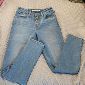 Levi jeans